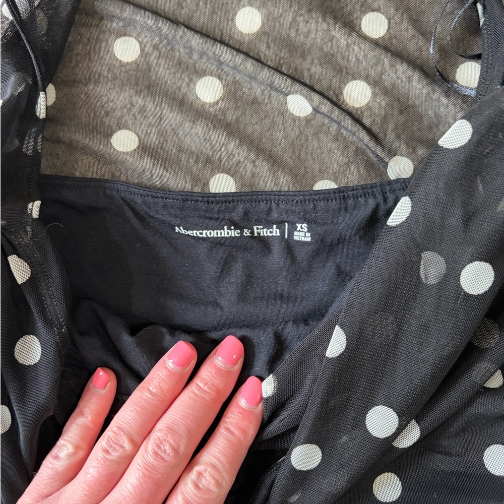 Abercrombie & Fitch Black Polka Dot One-Shoulder Long Sleeve Top - Picture 3 of 3